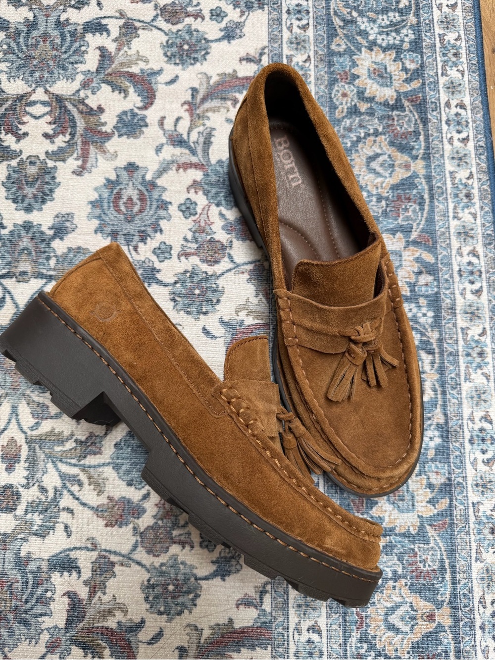 Born Women's Capri Tassel Loafer Tan Burnished Suede Size 9